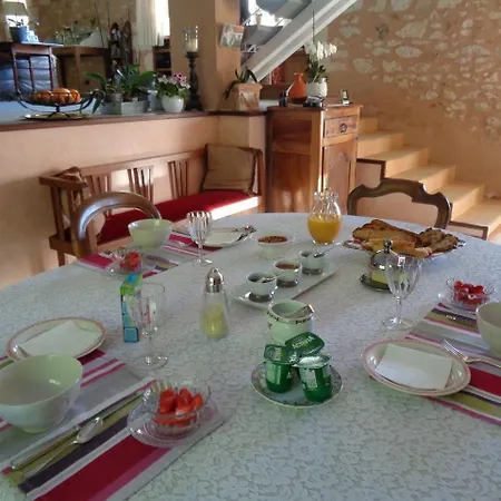 Chambres D'hotes - La Grange Du Coly Haut B&B Château-lʼÉvêque
